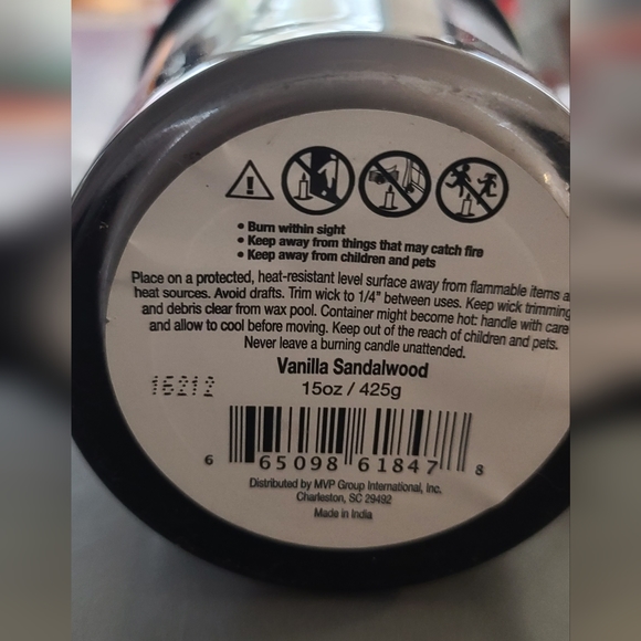 Brand New Home Glow 15 oz Vanilla Sandalwood - Picture 3 of 3